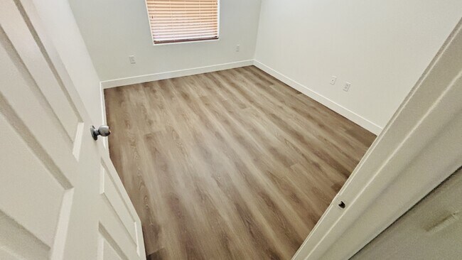 Building Photo - 9380 Malaya Garnet Ct