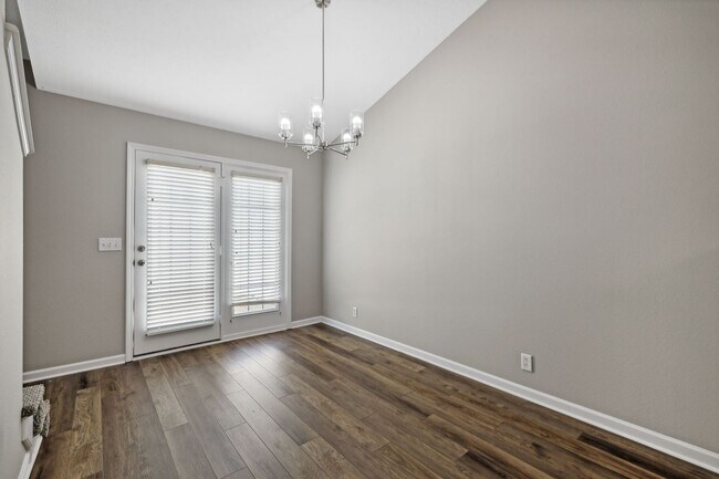 Building Photo - 118 Lancaster Gate Pl