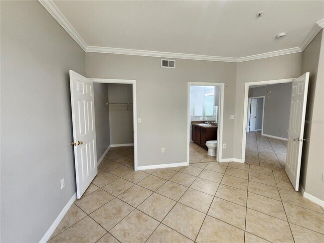 Building Photo - 5550 Pga Blvd