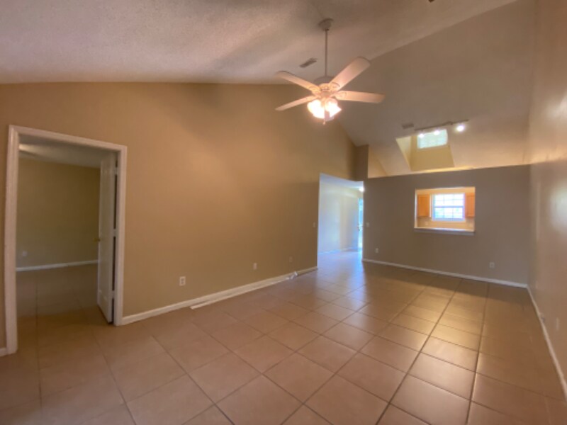 Building Photo - 214 Madison Ave