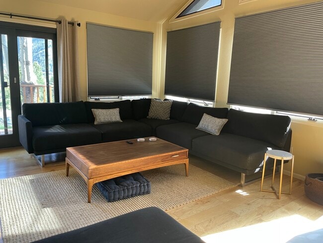 Building Photo - 230 Nottingham Rd