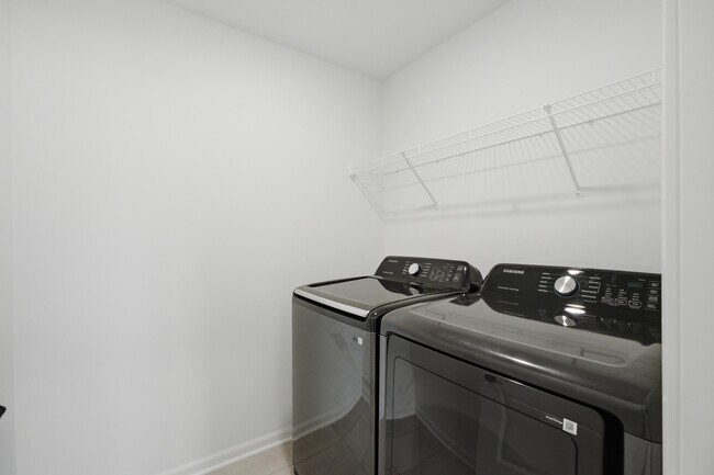 Building Photo - 5574 E Spaniel Dr