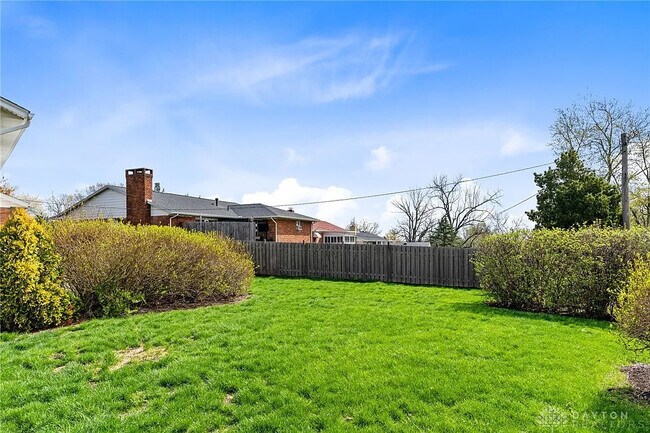 Building Photo - 4500 Acreview Ln