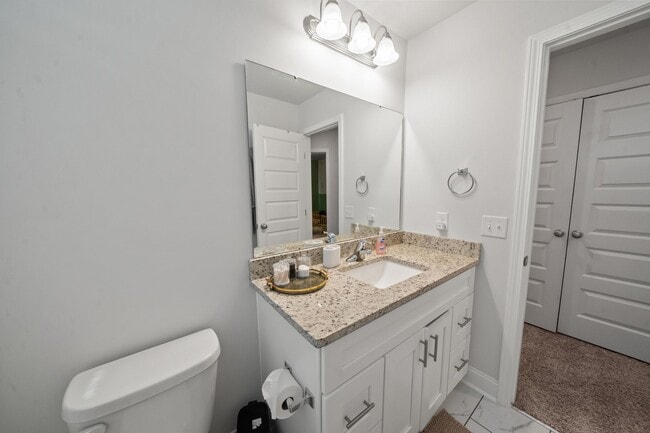 Building Photo - Stunning 3 Bedroom Townhome in Towne Park, Pooler GA
