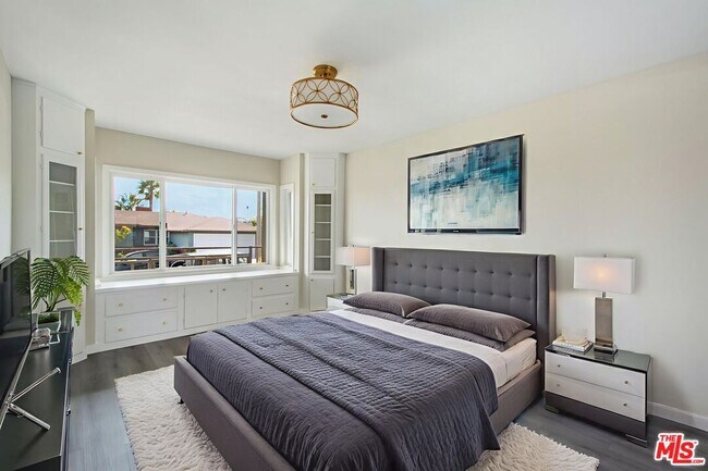 Building Photo - 4151 Don Mariano Dr