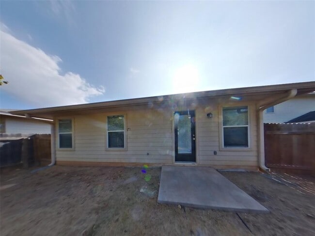 Building Photo - 3106 Wickham Ln