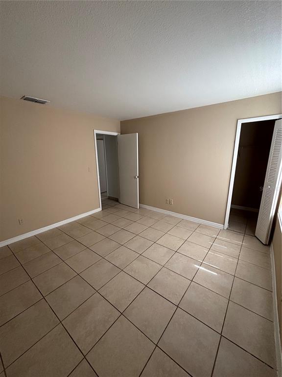 Building Photo - 4720 Walden Cir