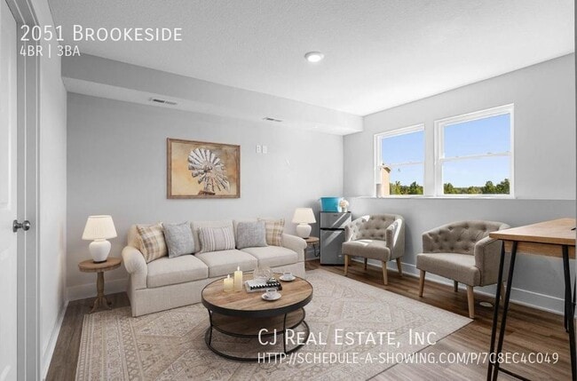 Building Photo - 2051 Brookeside-