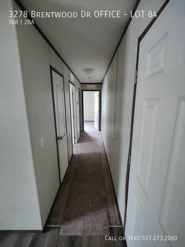 Building Photo - 3278 Brentwood Dr