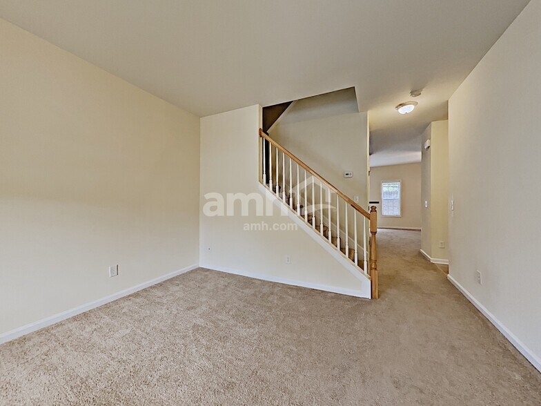 Building Photo - 3198 Cedar Glade Ln