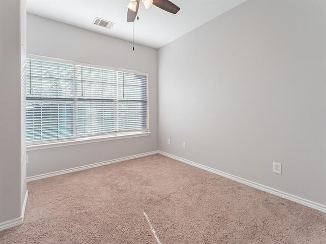 Building Photo - 210 Sendero Dr