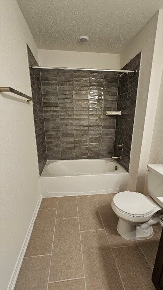 Building Photo - 6418 Kentfield Dr