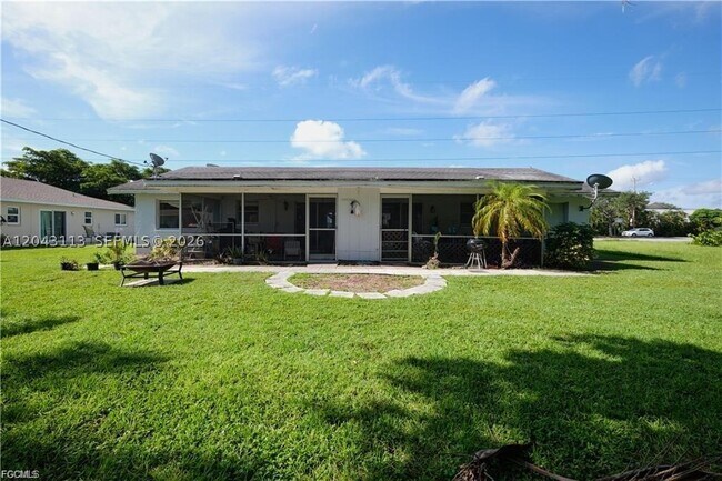 Building Photo - 257 Cape Coral Pkwy E
