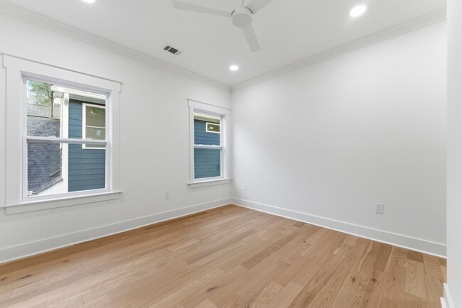 Building Photo - 205 Whitefoord Ave NE