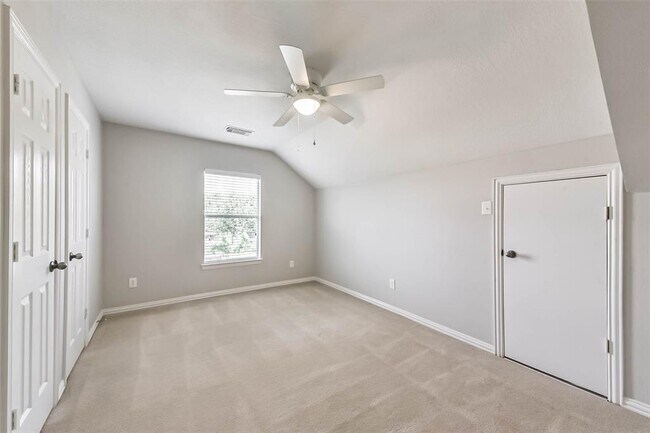 Building Photo - 2812 Chinaberry Park Ln