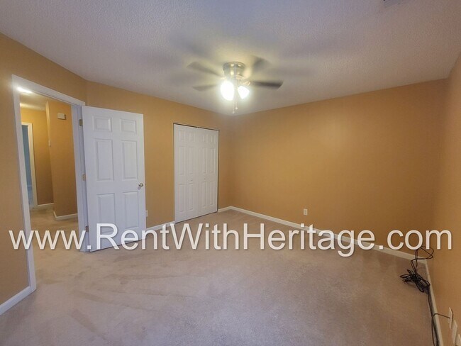 Building Photo - WOW!!! GORGEOUS HOME IN POPULAR CREEKSIDE SUBDIVSION / SWIM / TENNIS / UPGRADES GALLORE