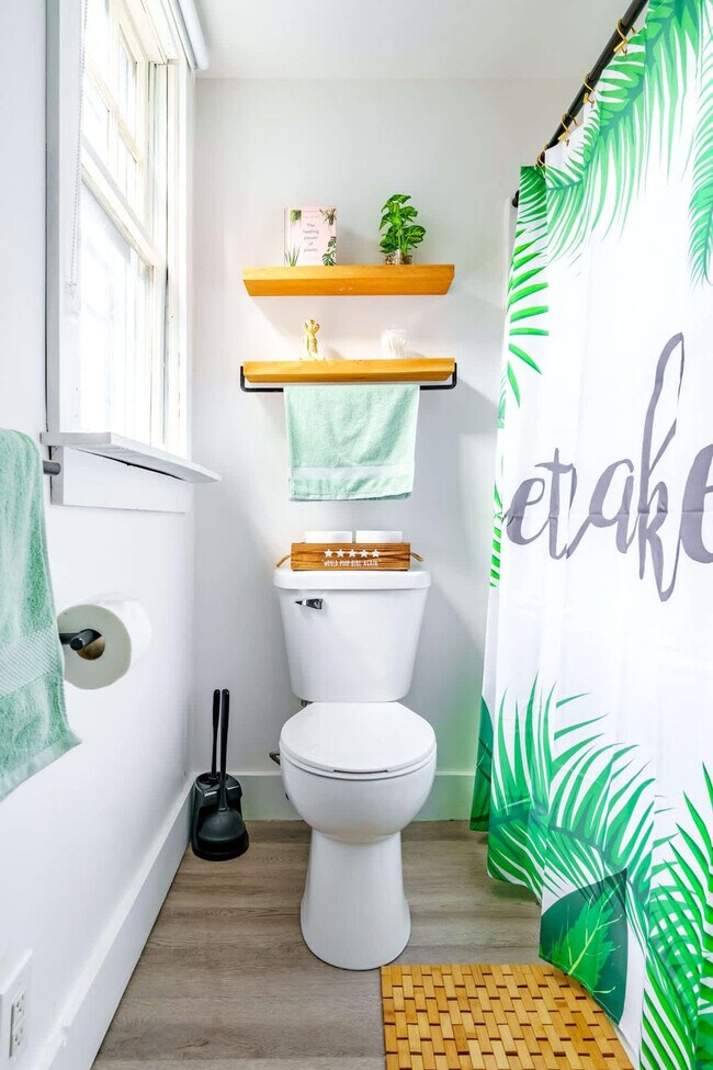 Building Photo - 241 W Water St