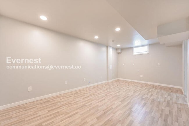 Building Photo - 1561 S Zuni St