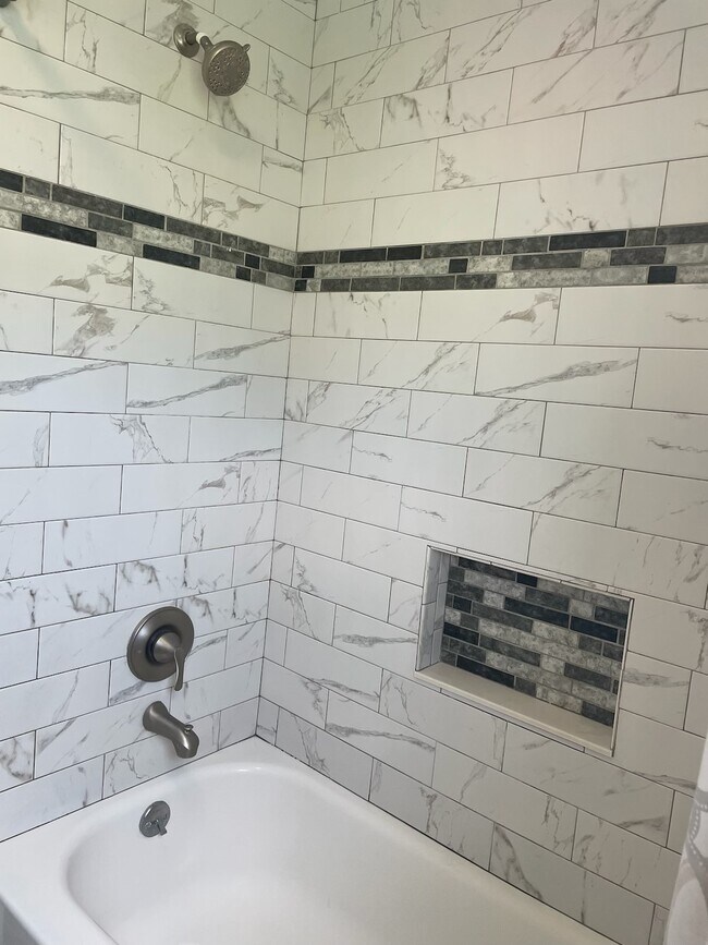 Building Photo - 9212 Lapp Rd