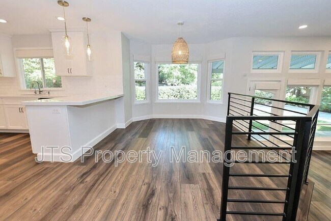 Building Photo - 2696 Prestwick Dr