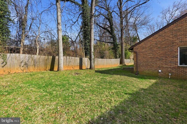 Building Photo - 1 Springer Ct