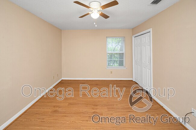 Building Photo - 4267 Springview Dr