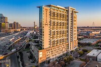 Building Photo - 1400HiLine