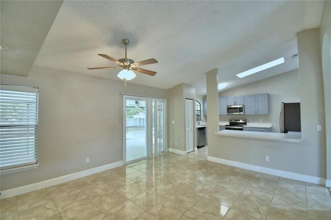 Building Photo - 531 Katherwood Ct