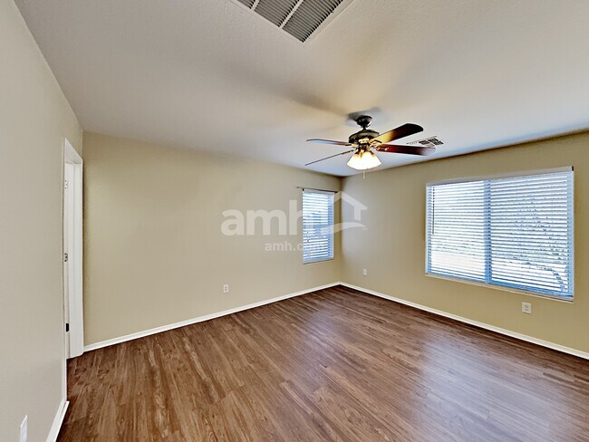 Building Photo - 4846 E Orchard Grass Dr