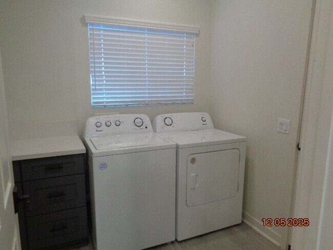 Building Photo - Built in 2024 Executive Home in West Lancaster