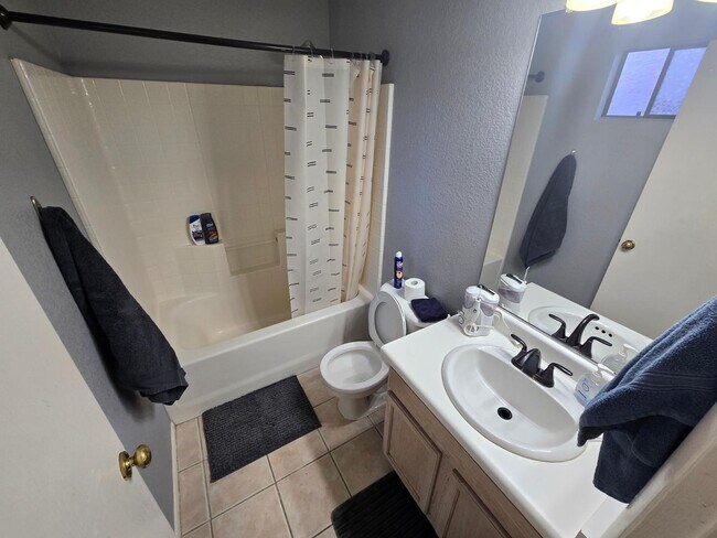 Building Photo - 22430 North 21st St