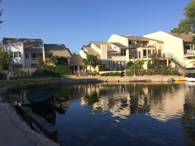 Calabasas lake - 4708 Park Granada Park