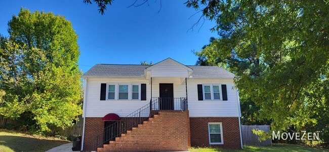 Building Photo - 7 Ratcale Ln