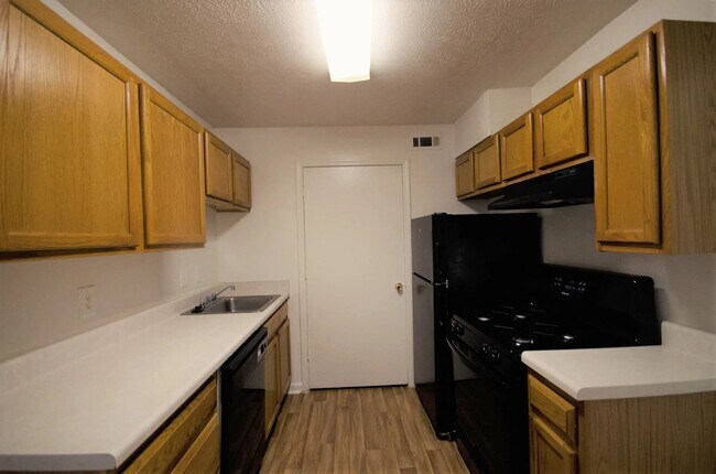 Building Photo - The Woods At Olley Creek