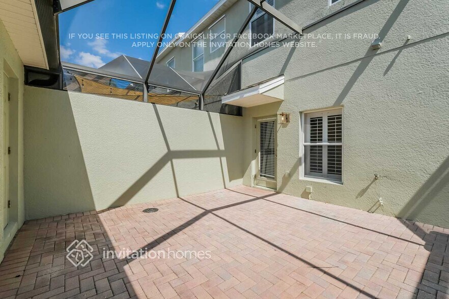 Building Photo - 14138 Stilton St