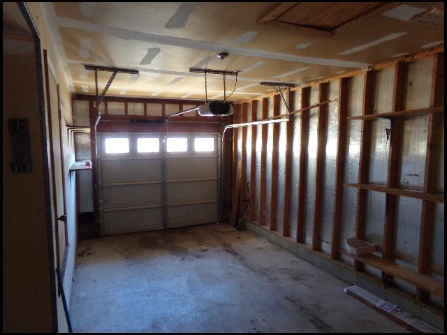 Building Photo - 35 Point W Cir