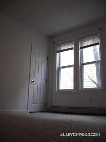 Building Photo - 58 Mansfield St