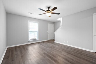 Building Photo - 358 Peabody Dr