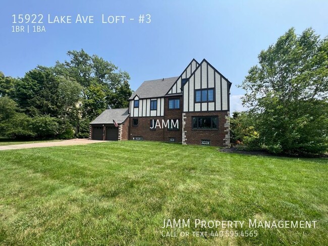 Building Photo - 15922 Lake Ave