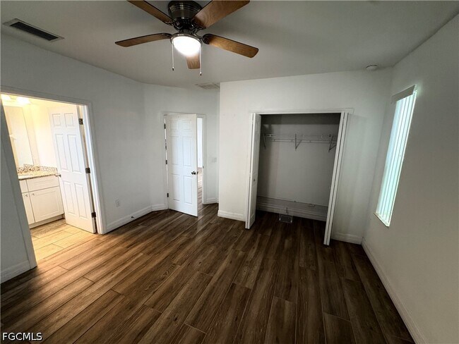 Building Photo - 1104 Ichabod Ave