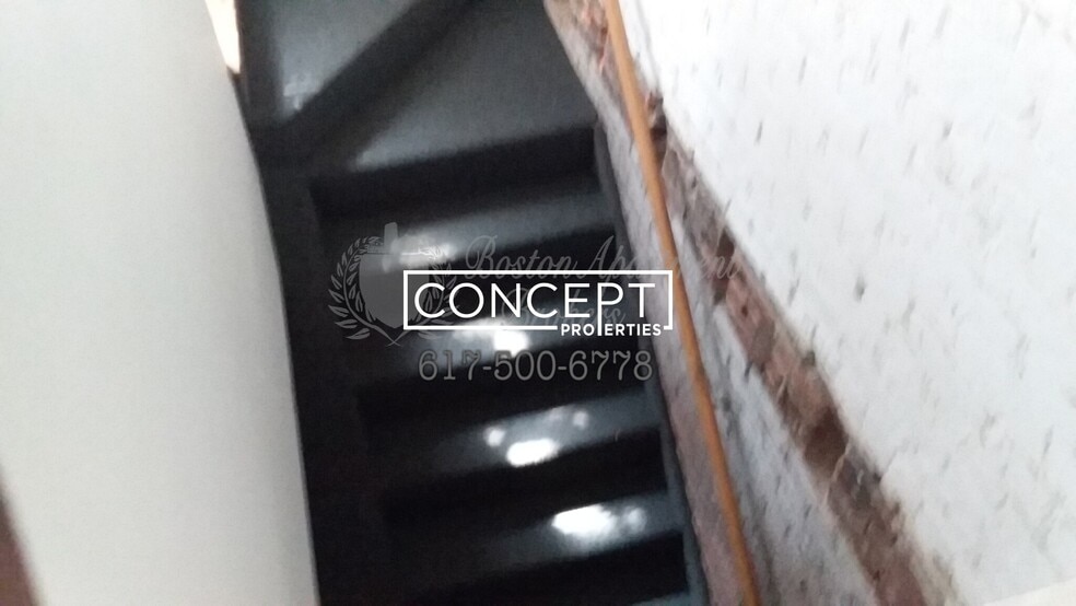 Building Photo - 61 S Huntington Ave