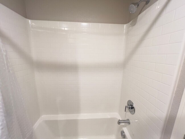 Building Photo - 4 bedroom, 2.5 bathroom home located in North West, Las Vegas