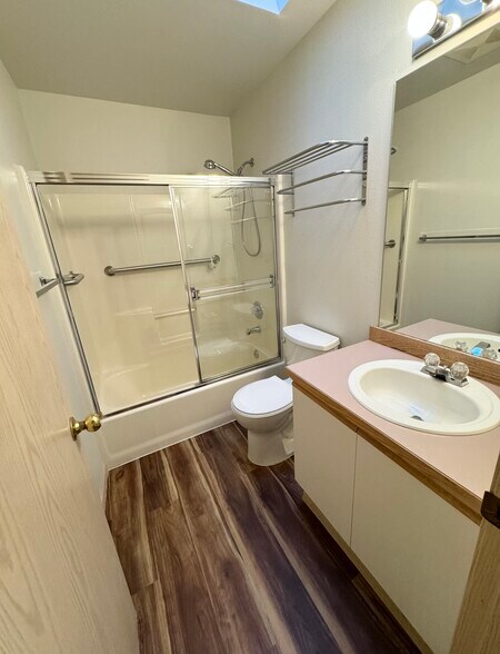 Bedroom 2 Bathroom - 5603 136th St SE