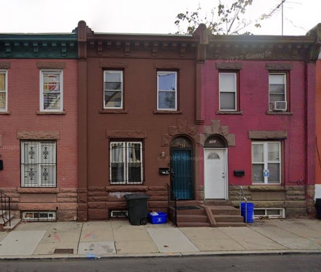 Building Photo - 254 N 19th St