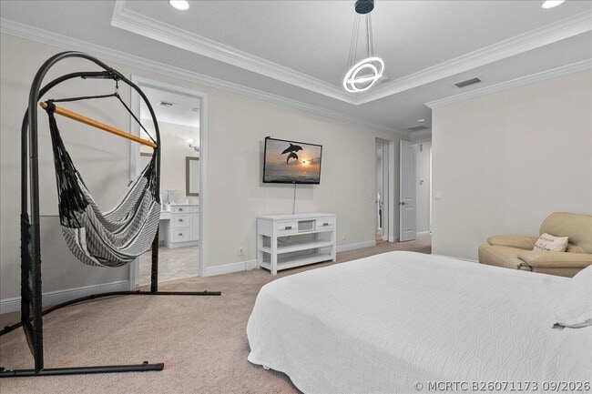Building Photo - 131 Sword Fern Pl