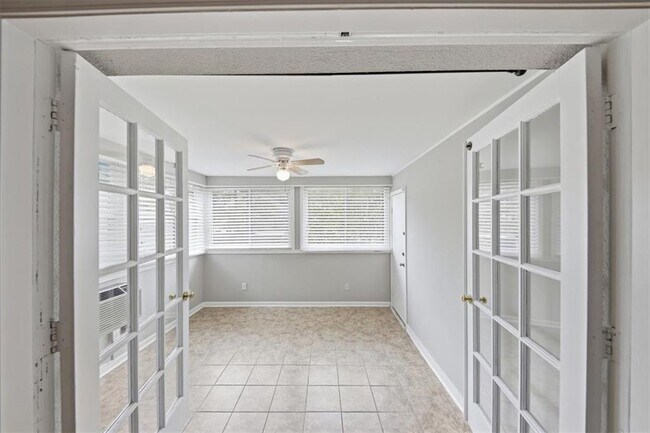 Building Photo - 54 La Rue Pl NW