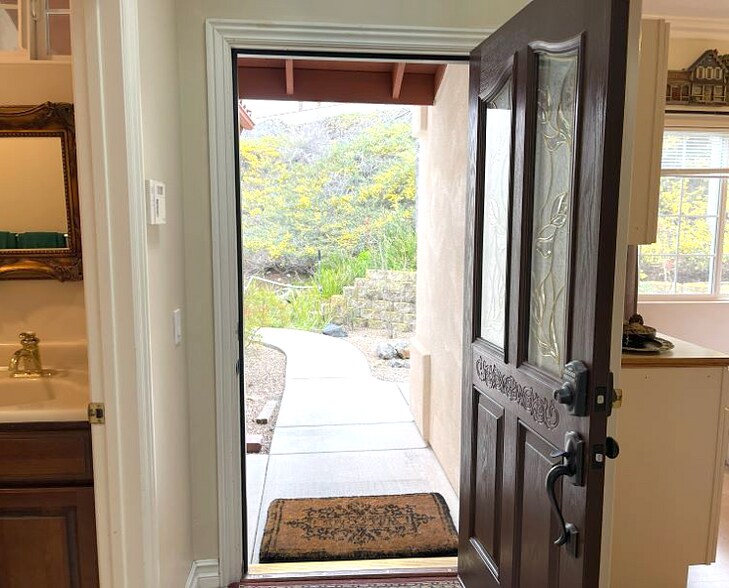 Building Photo - 6733 Corintia St