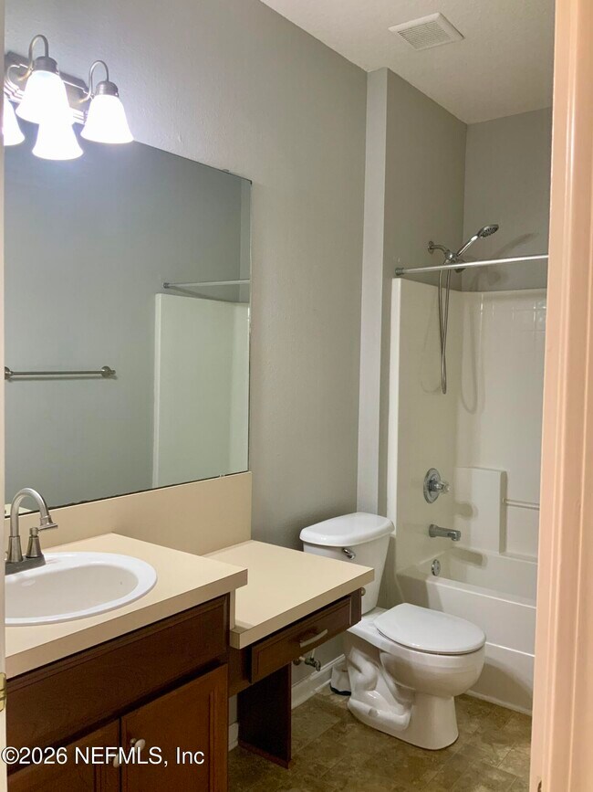 Building Photo - 121 Mahogany Bay Dr