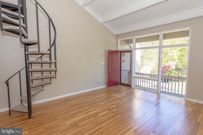 Building Photo - 20A Oscar Hammerstein Way