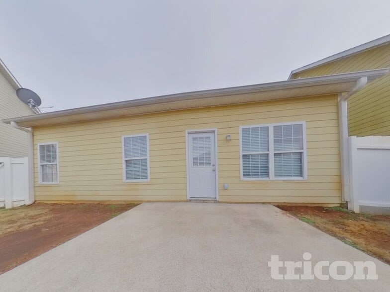 Building Photo - 17 Shaw Blvd